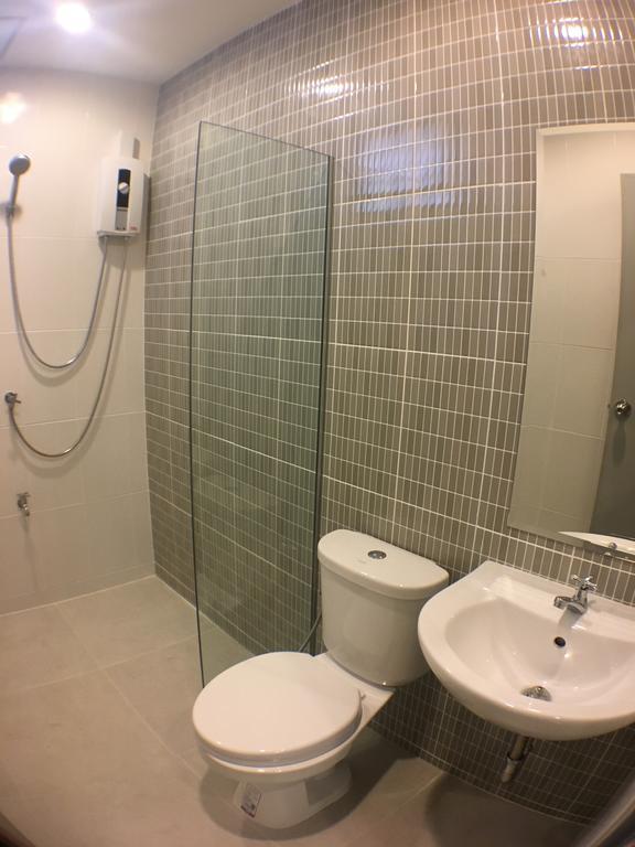 28 Place Банкок Екстериор снимка